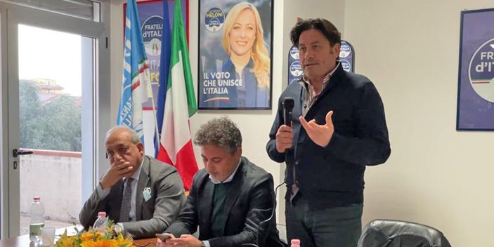 Corigliano Rossano, inizia la mobilitazione della politica. FdI e C&P: «Amministrazione fallimentare»