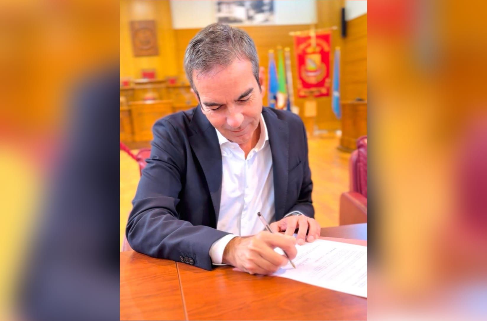 Occhiuto firma la candidatura: «Non mi fermerò, lo merita la Calabria»