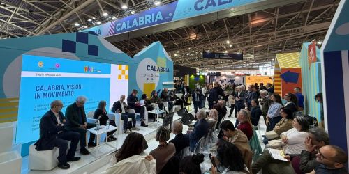 scrittori calabria al salone libro torino 2026