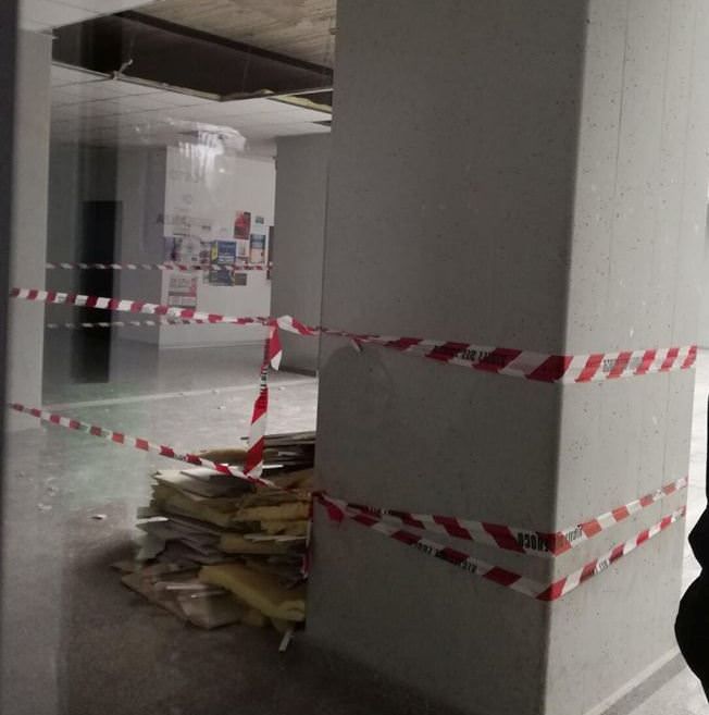 Crolla un controsoffitto, attività sospese al tribunale di Vibo