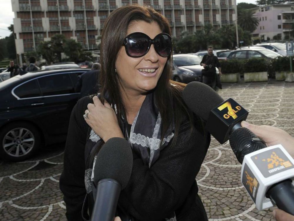 ADDIO PDL | La Santelli: «Lascio se Berlusconi me lo chiede»