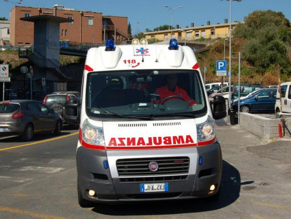Soriano, 30enne aggredisce il padre a bastonate