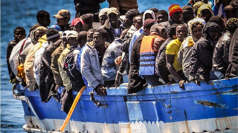 Duecento migranti in arrivo nel porto di Reggio Calabria