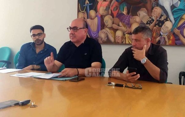 Sanità «azzoppata», in Calabria mancano 700 addetti. Il Pd: «Basta annunci, subito le assunzioni»