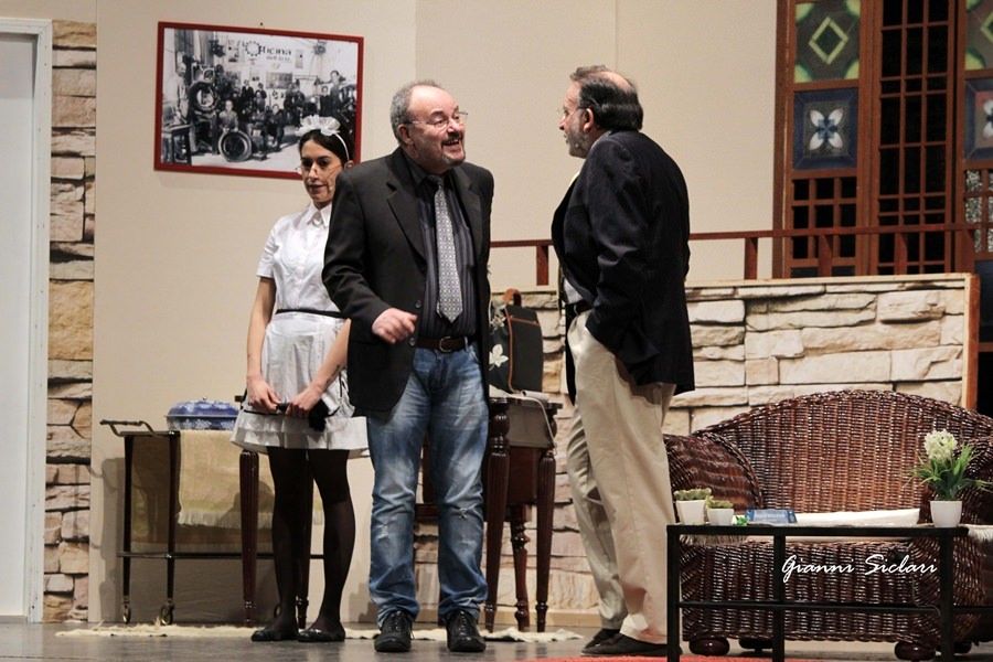 Sold out al Cilea per il nuovo spettacolo dell'Officina dell'Arte