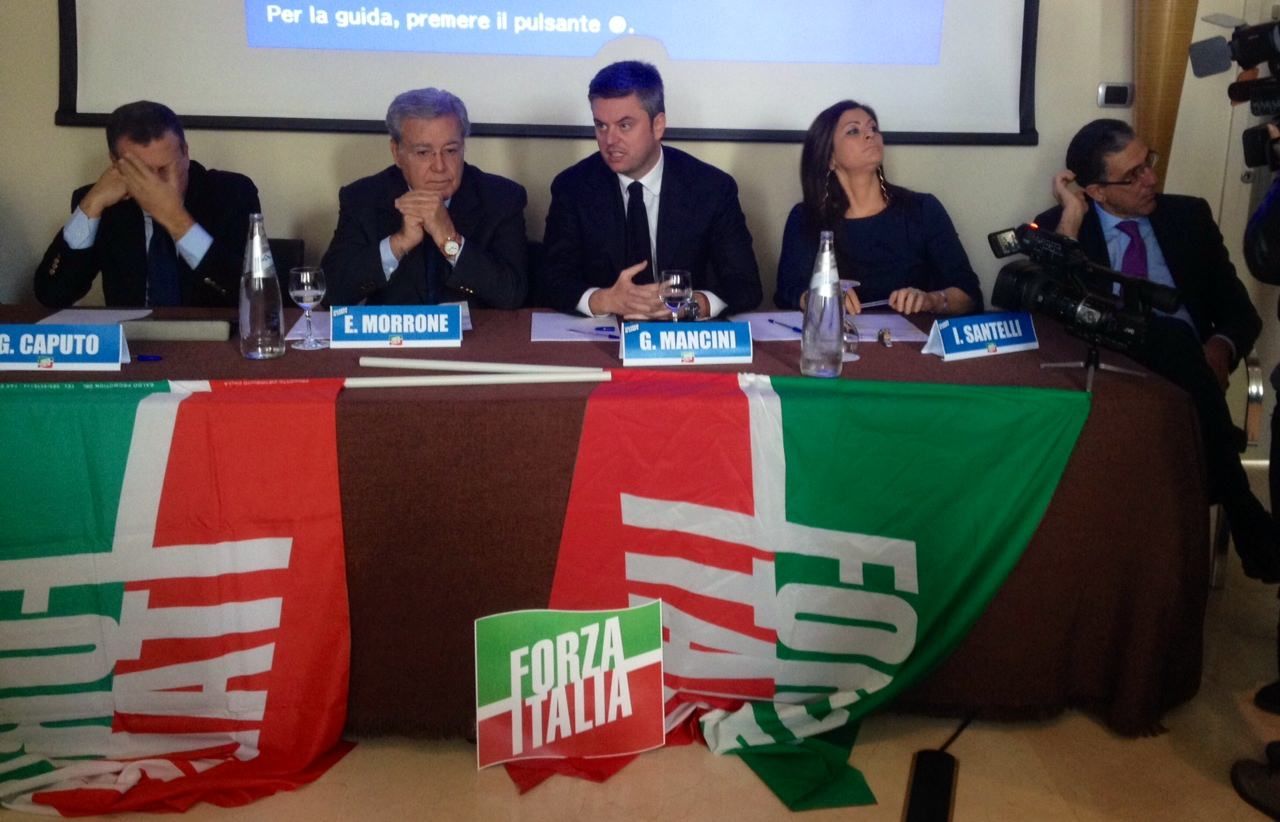 Mancini e Santelli allo scontro finale