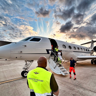 Neonata in pericolo di vita, volo sanitario d’urgenza da Lamezia a Roma – FOTO