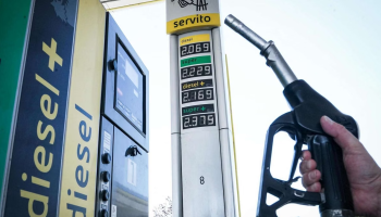 Nuova fiammata dei prezzi: inflazione, caro carburante e caro energia logorano i bilanci delle famiglie – I DATI