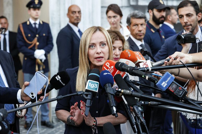 Meloni: «La tassa sulle banche? È un’idea mia, la rifarei»