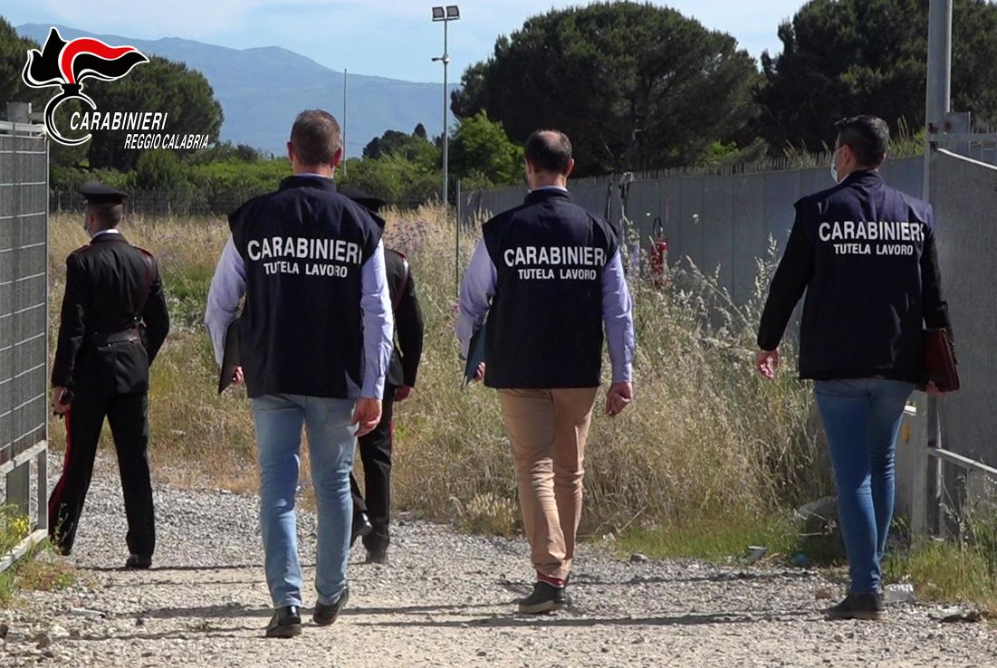 Reddito di cittadinanza a extracomunitari della Piana, denunciati 177 migrati – VIDEO