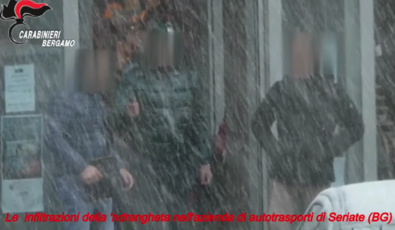 “Isola Orobica”, il gup “sconfessa” la Dda a Brescia: 25 condanne, ma non è stata favorita la cosca Arena – NOMI