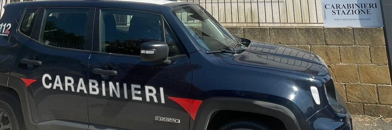 Smantellata una piazza di spaccio, tre arresti