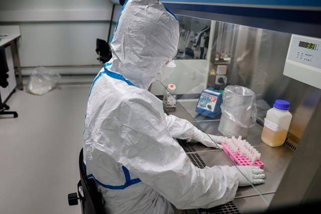 Crotonese in ginocchio, Voce: «Non vengono processati i tamponi. Tracciamento impossibile»