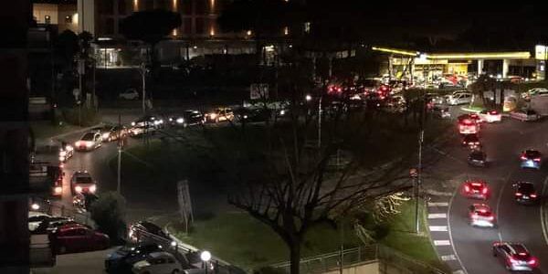 Psicosi da guerra in Calabria, assalto ai distributori di benzina in vari centri della regione