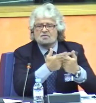 Grillo a Strasburgo: basta finanziamenti Ue, ingrassano la 'ndrangheta