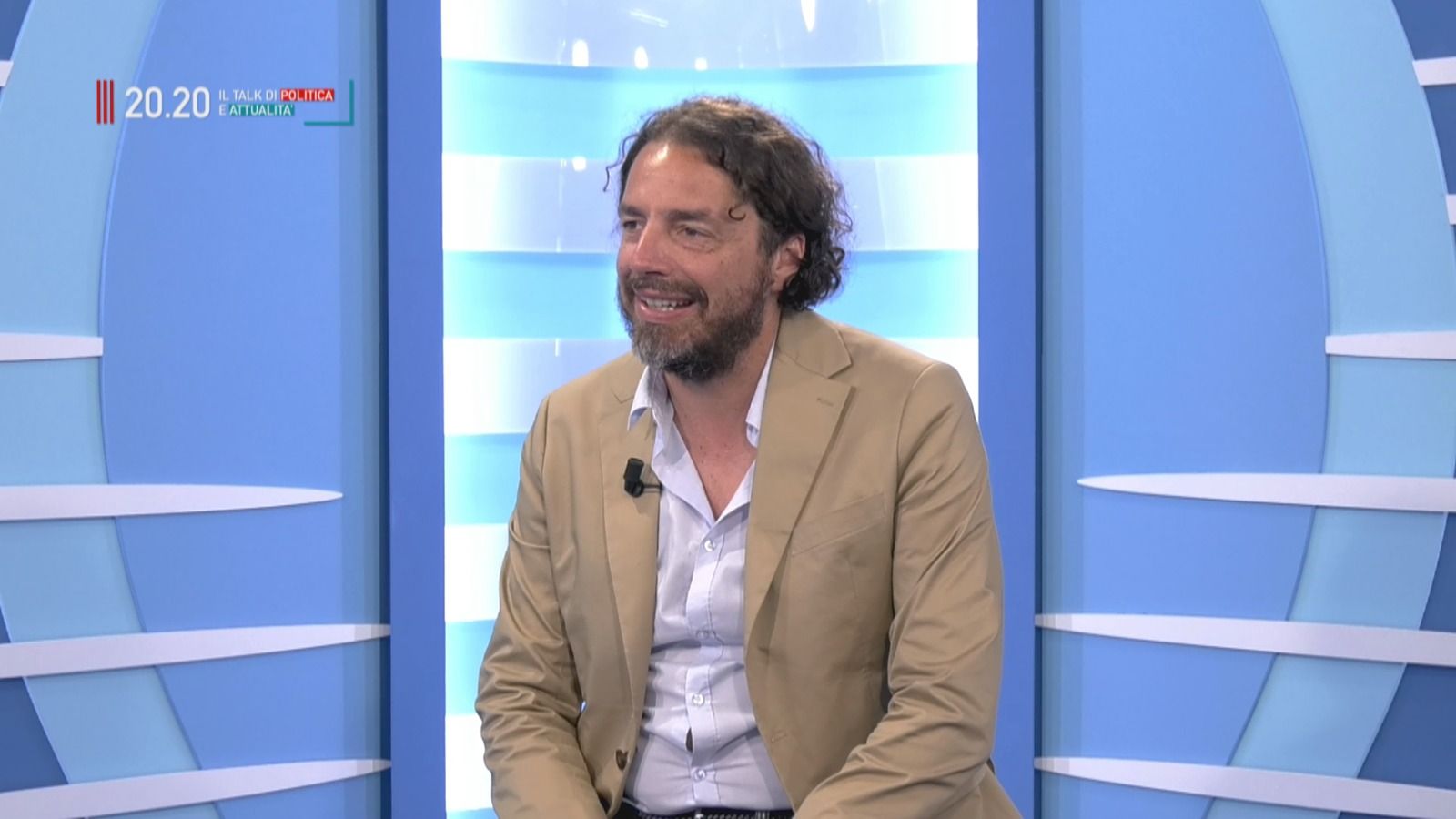 La “favola” di Politano a Paola, da ex portalettere a sindaco. «La mia è una vittoria del popolo»