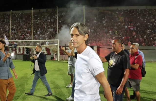 L’abbraccio di Inzaghi alla Reggina: «Sono sicuro che tornerà a splendere»