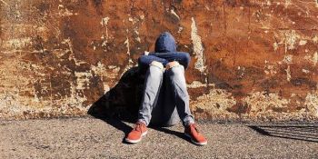 “Costruire un posto sicuro”: al via a Lamezia il ciclo di incontri formativi gratuiti destinato a genitori, educatori e adulti