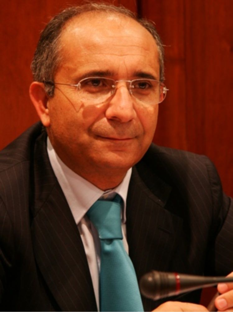 Magarò boccia i "nuovi" gruppi