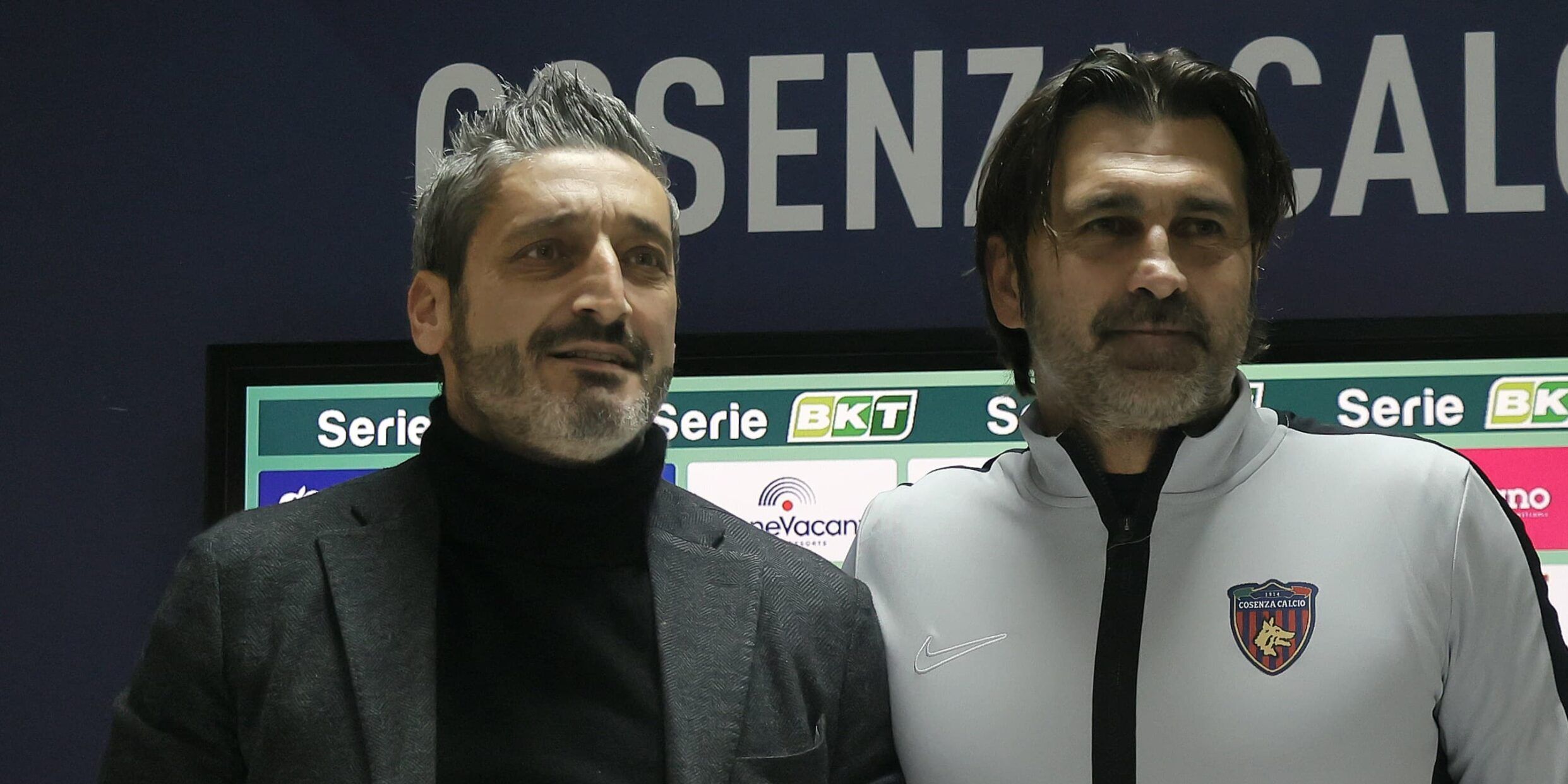 L’attesa del Cosenza sul duo Gemmi-Tutino. Ma le parole di Viali infiammano la piazza