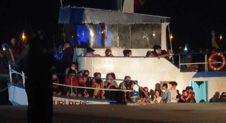Sbarcano 50 migranti nella Locride. E' il quinto approdo in 6 giorni