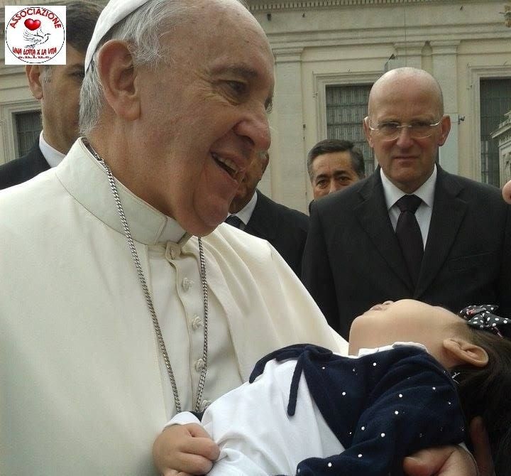 «Giustizia per la mia bambina disabile o mi uccido»