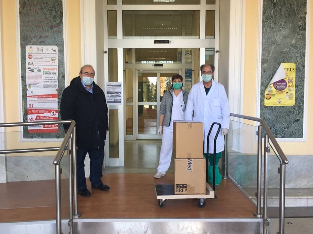 Reggio, Confindustria Sanità dona un ventilatore polmonare al Gom