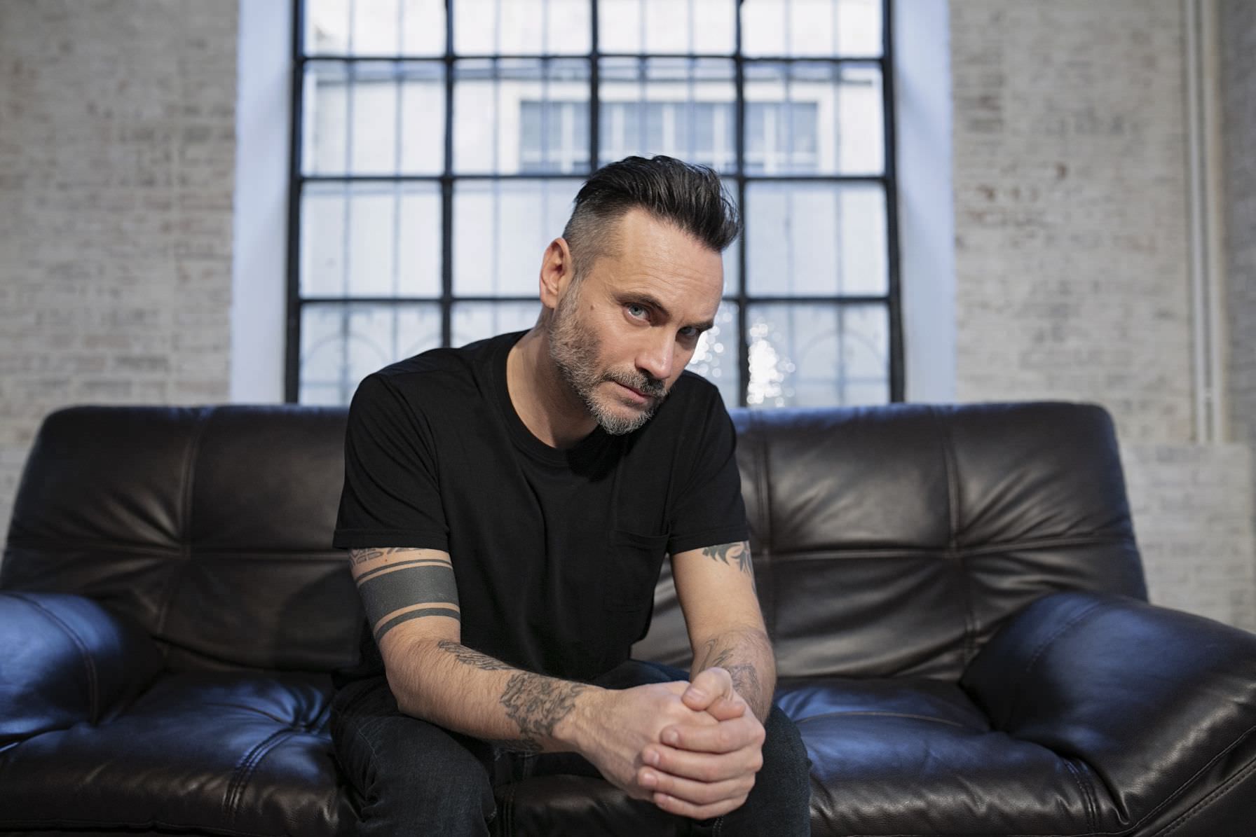 Al Politeama l'unica tappa calabrese del tour di Nek