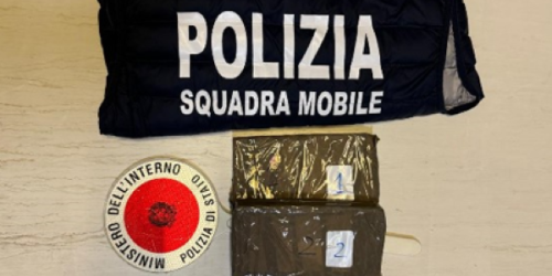 eroina crotone arresti