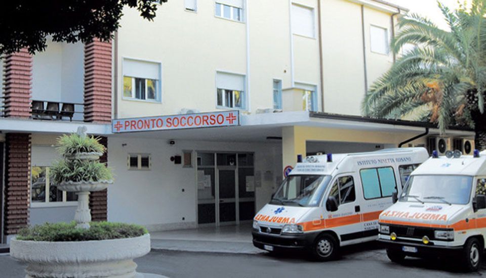 Creditori beffati, soldi all'estero e la clinica come bancomat. "Magie" finanziarie alla Tricarico