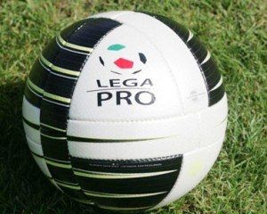 Lega Pro | Reggina travolta in casa, ko anche il Cosenza