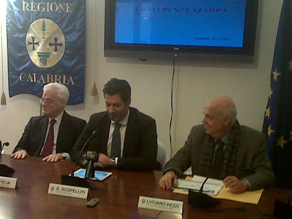 Sanità, Bevere media tra Pezzi e Scopelliti