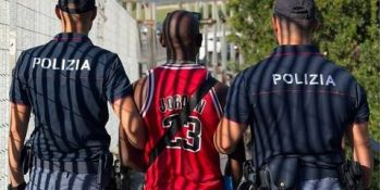 Scarcerato ex scafista a Catanzaro: disposto il trattenimento al Cpr di Potenza per l’espulsione