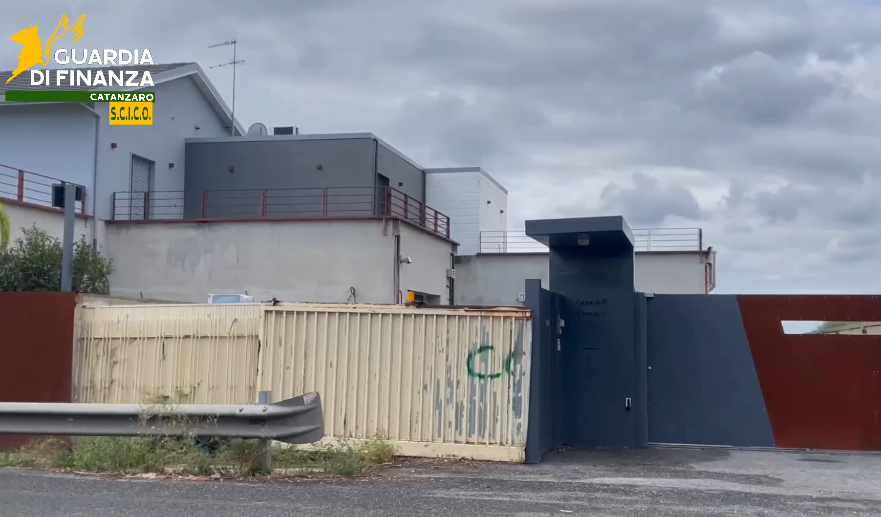 L’asse Roma-Lamezia per la droga e gli affari con i Galiano: sequestrato il tesoro dei Lupparelli di Tor Bella Monaca