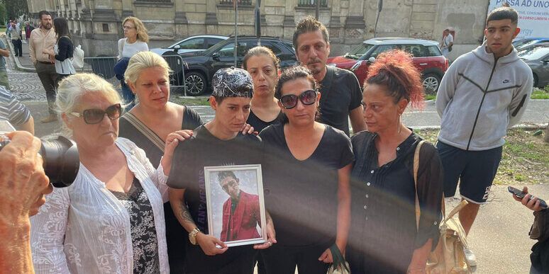 Strage di Brandizzo, corteo con i familiari delle vittime