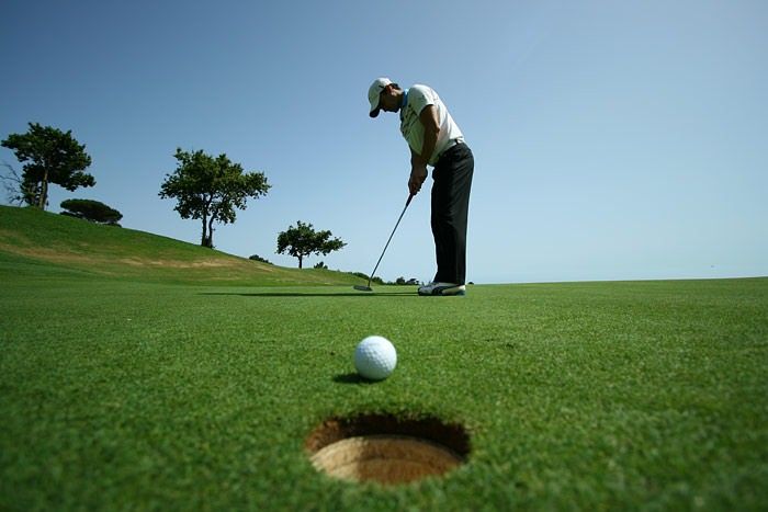 La commissione Bilancio abbraccia i progetti sul golf