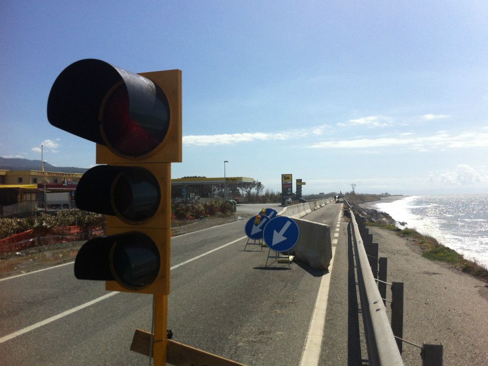Statale 18 interrotta, Mazzuca: a rischio l`economia del Tirreno
