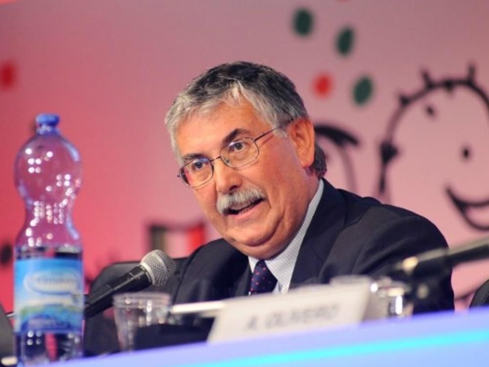 «Ora le ruspe vadano a Capo vaticano»