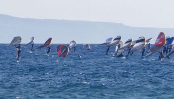Wingfoil, spettacolo a Gizzeria: Cappuzzo vince la seconda tappa del tricolore