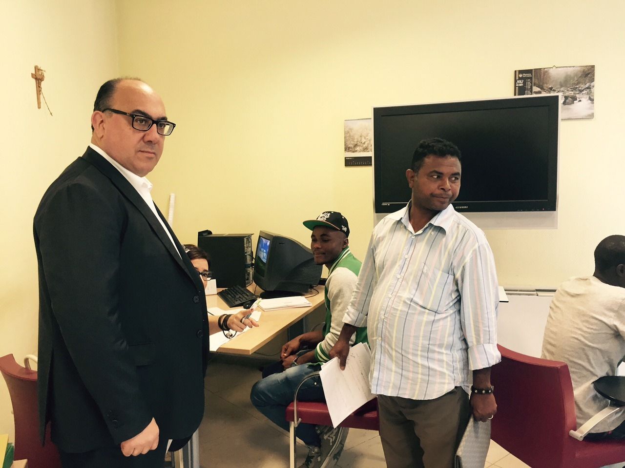 Guccione visita il centro per l'impiego di Cosenza