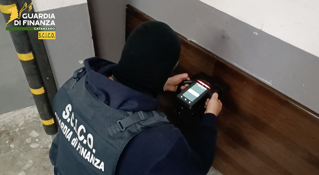 Narcotraffico dal Sudamerica gestito dal clan Gallace, 9 arresti – NOMI E VIDEO