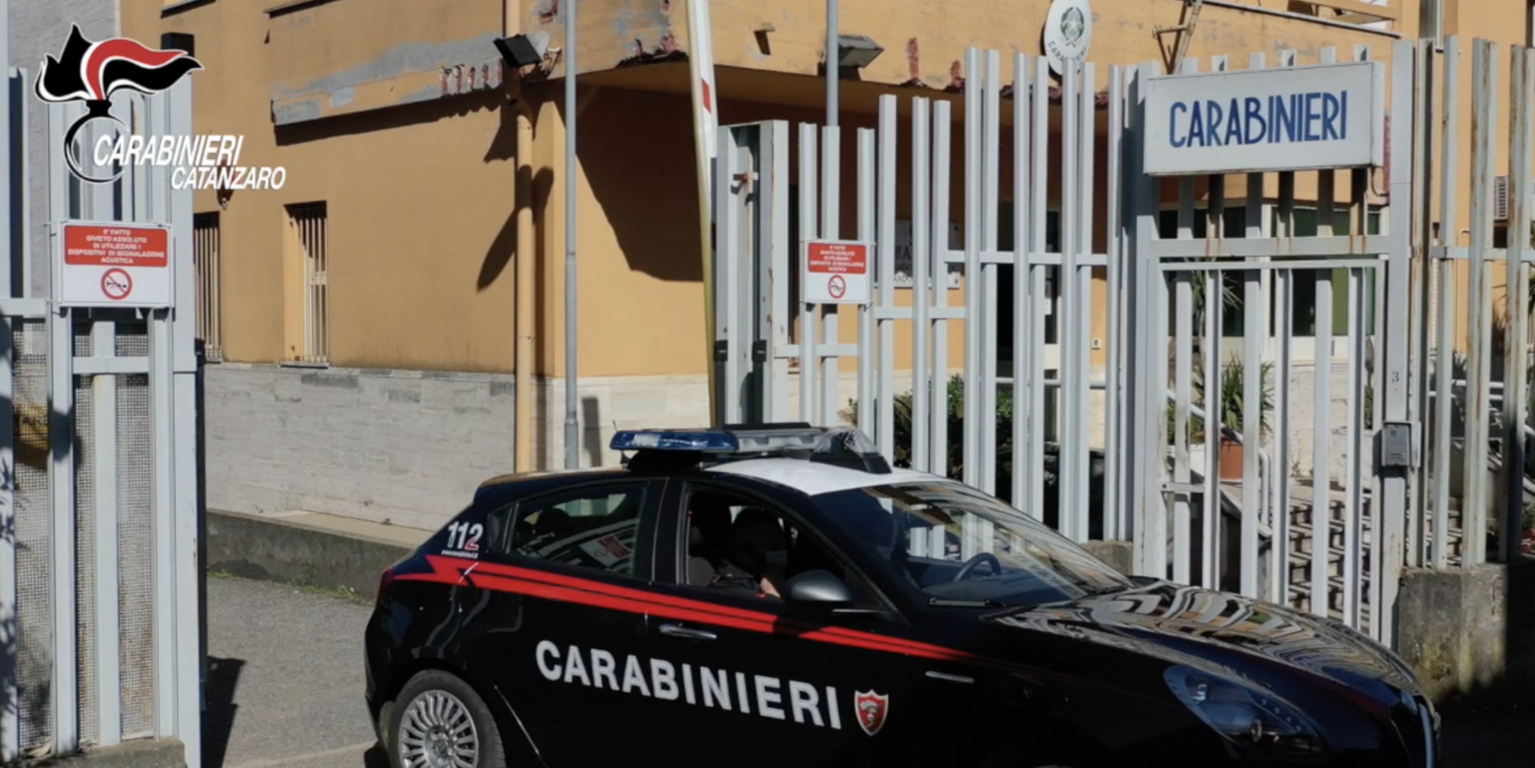 Tentato furto a centro commerciale “Due Mari”. Ladro in fuga bloccato dai carabinieri