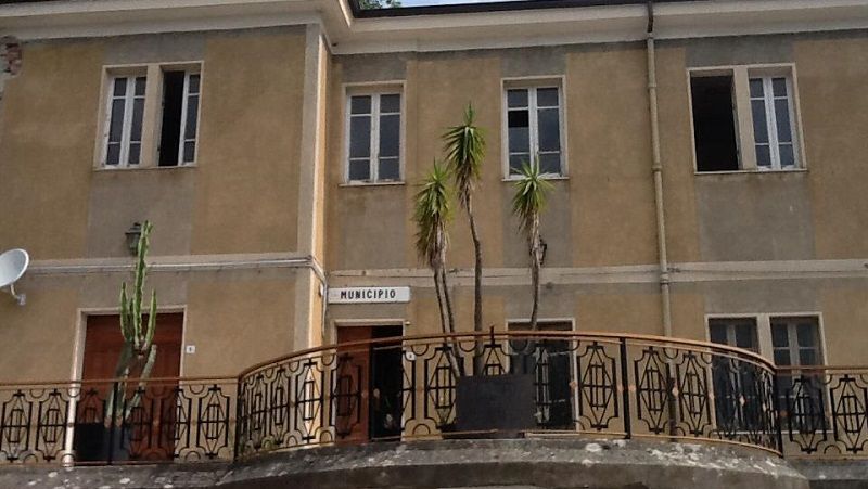 Crisi idrica e aumenti a Falerna, la maggioranza risponde alle accuse