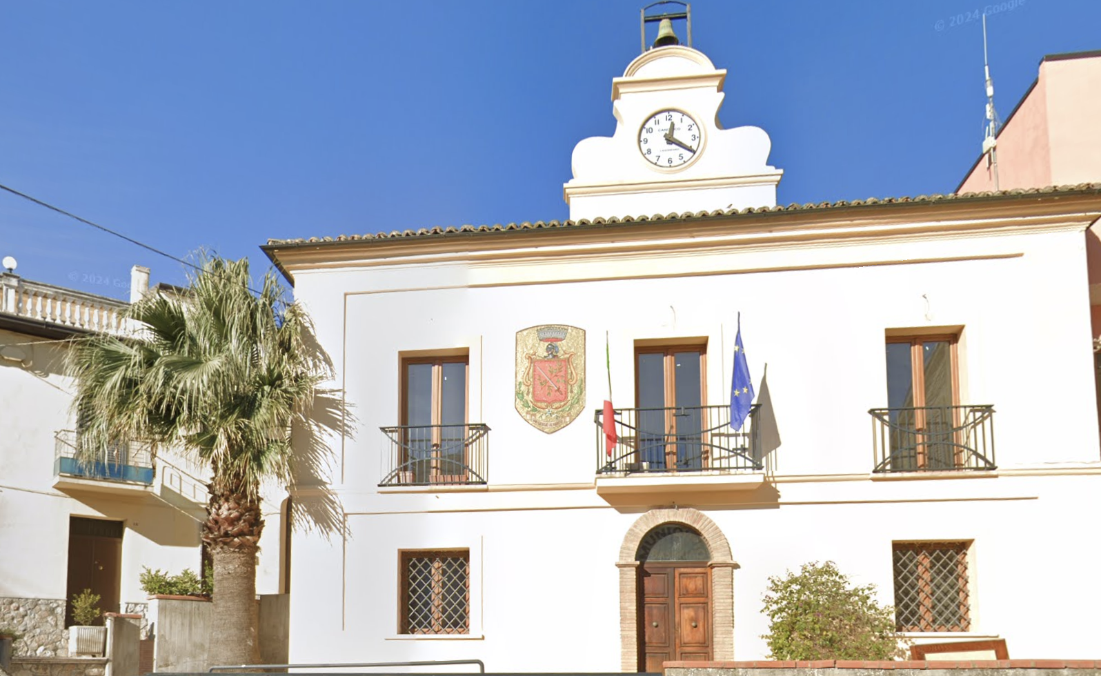 San Giorgio Albanese, la maggioranza sui dimissionari: «Venuta meno la fiducia». Ecco la nuova giunta