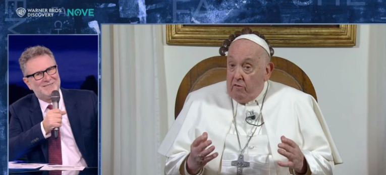 Papa Francesco: «I migranti trattati spesso come cose: penso alla tragedia di Cutro»