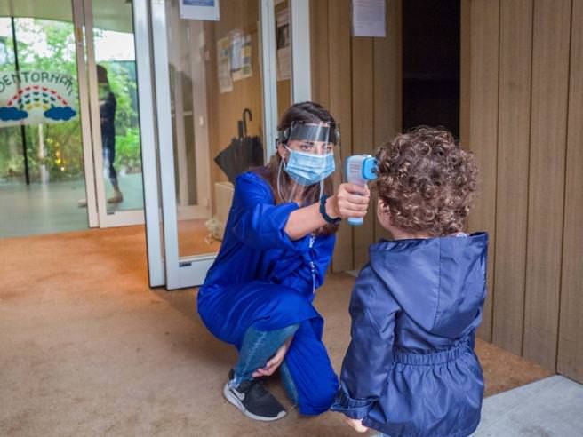 Maestra positiva, tutti negativi i bimbi della scuola d'infanzia di Cosenza