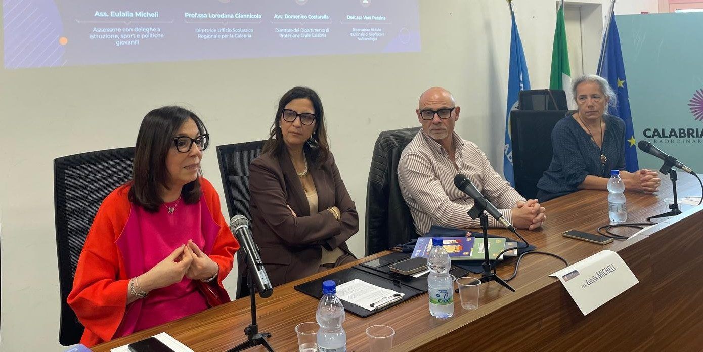 La Calabria educa alla prevenzione con il progetto “A Scuola di Protezione Civile”
