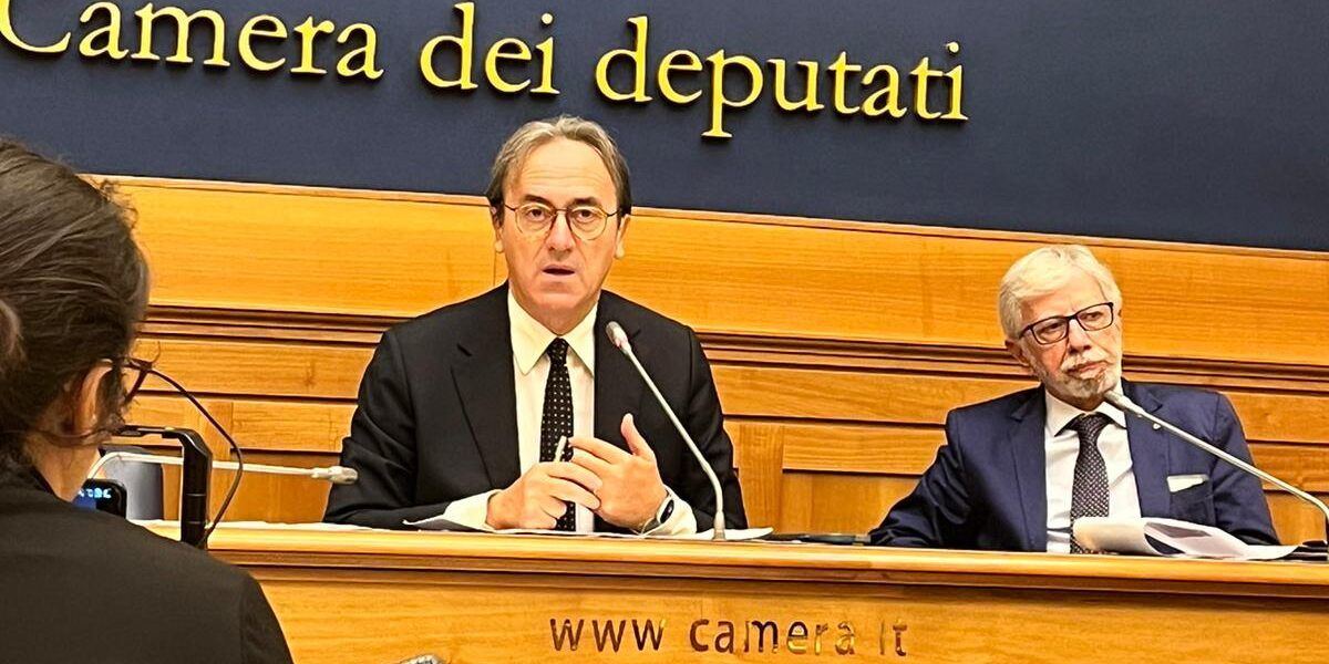 I Verdi lanciano la proposta del Parco nazionale dello Stretto e della Costa Viola