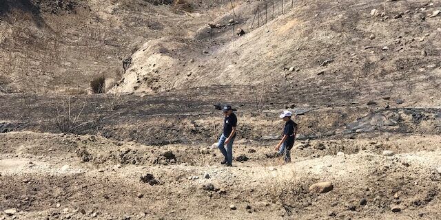 Incendi a Lazzaro, il Comune: «Nessuna conseguenza per l’ex discarica di Comunia»