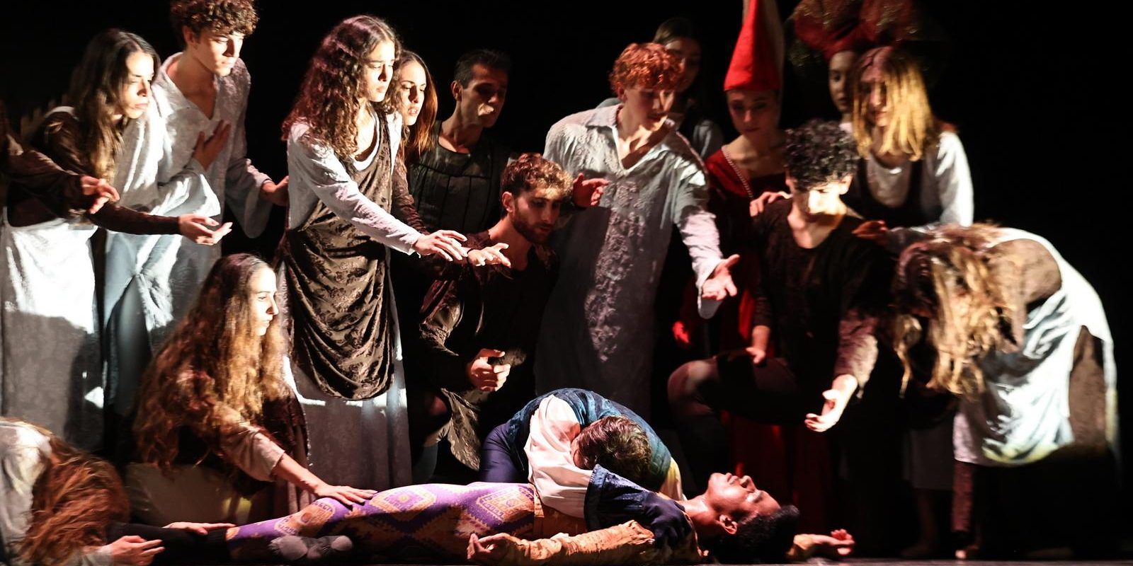 Festival d’Autunno, “Romeo e Giulietta” incanta il Politeama di Catanzaro